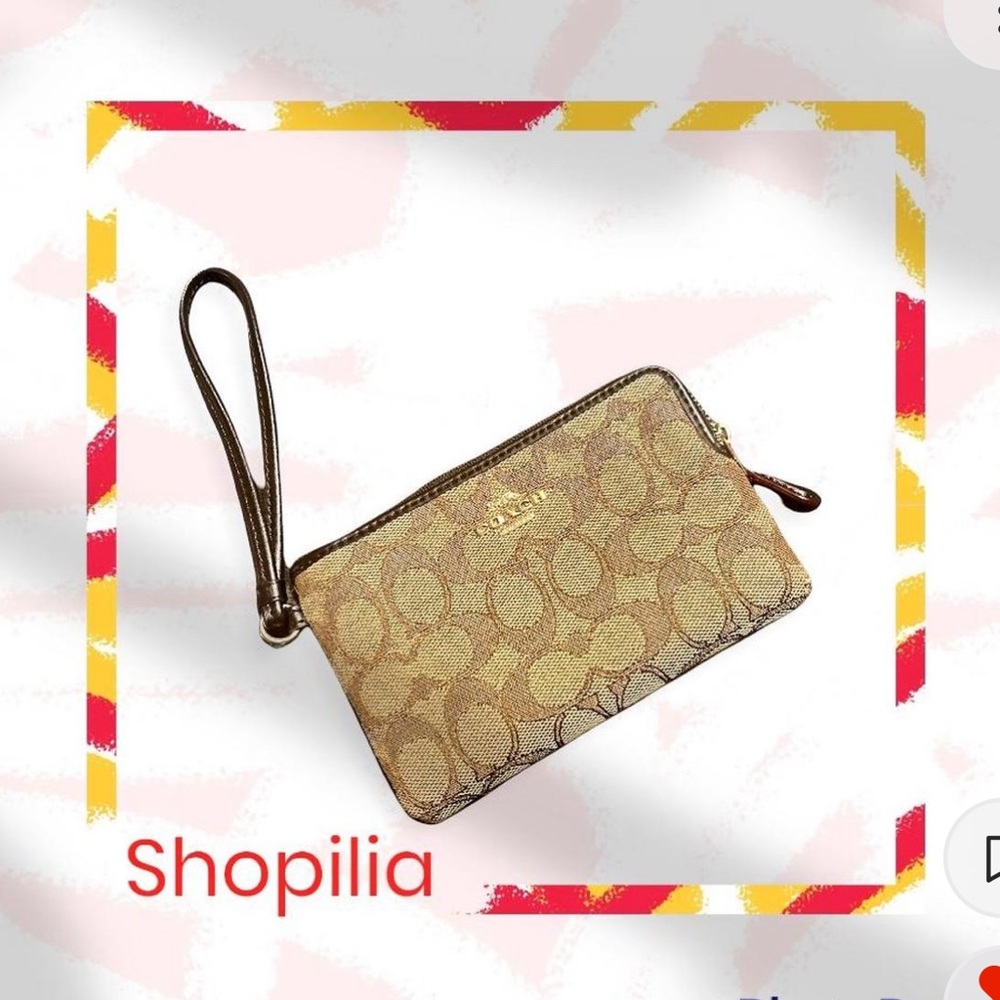 Wristlet—COACH